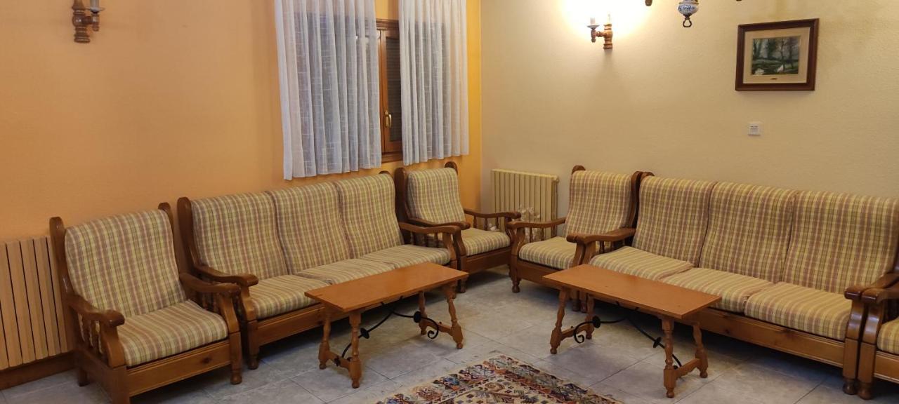 Apartamentos Lausan Gavín Buitenkant foto
